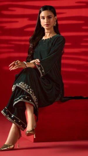 Allys Emarald Green Velvet 2-Piece Winter Wear