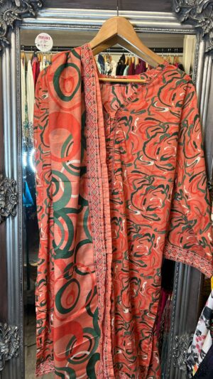 Designer Printed Lawn 3-Piece – Abstract Coral & Emerald