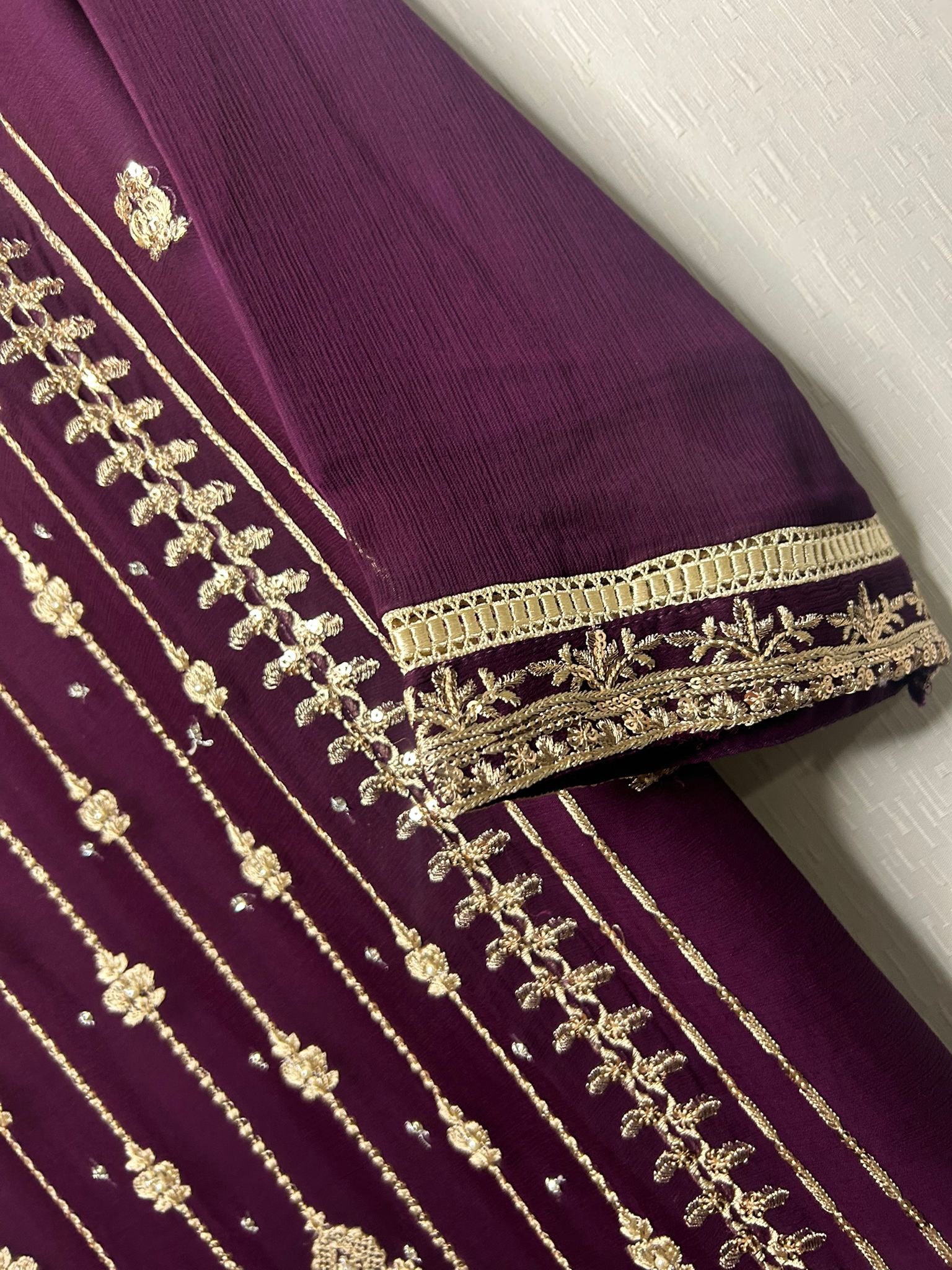 Midnight Paisley Gold - Image 5