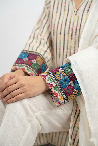 Mosaic Stripe - Image 4