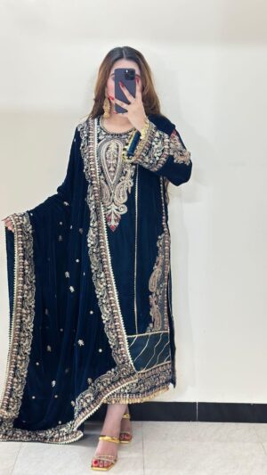 Midnight Royale – 3-Piece Embroidered Velvet Ensemble