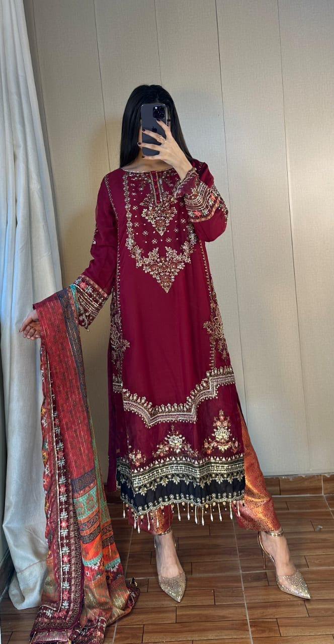 2026/01/1000228801.jpg Crimson Heritage – 3-Piece Embroidered Chiffon & Jamawar Suit - Image 1