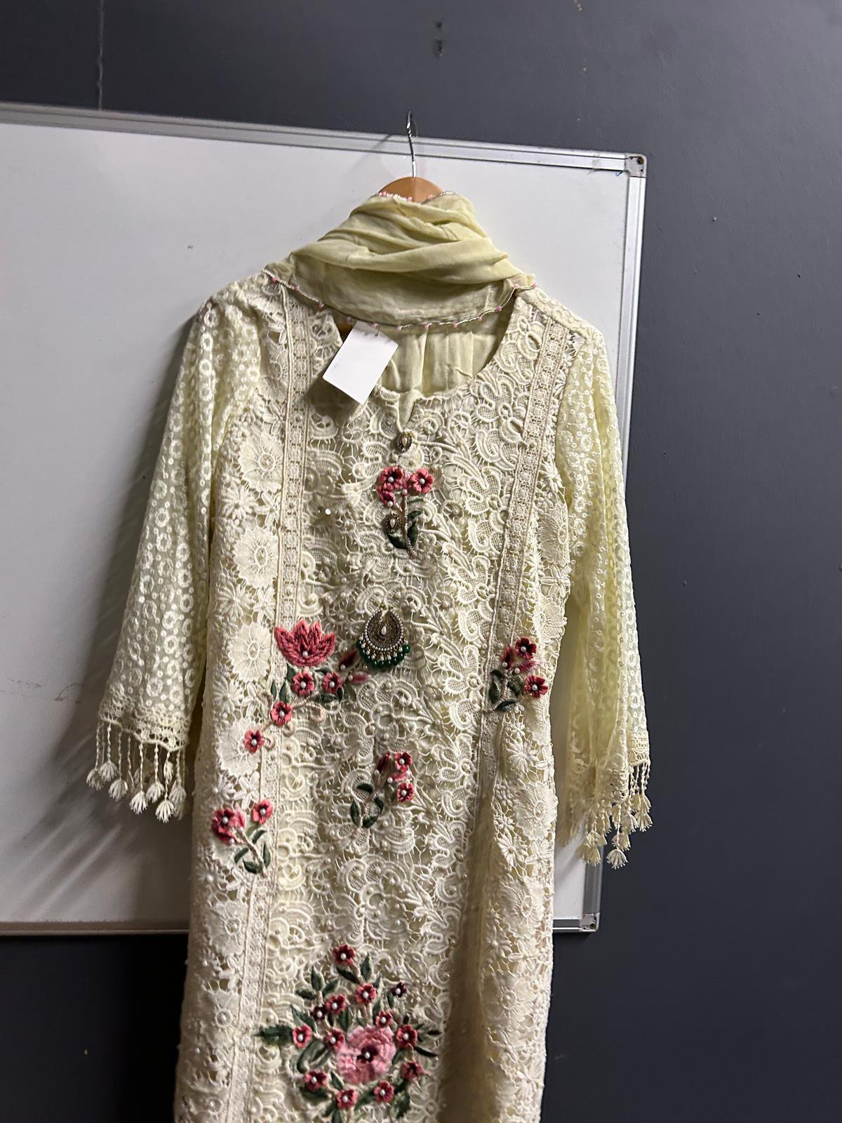 Ivory Bloom Embroidered 3-Piece Set - Image 3