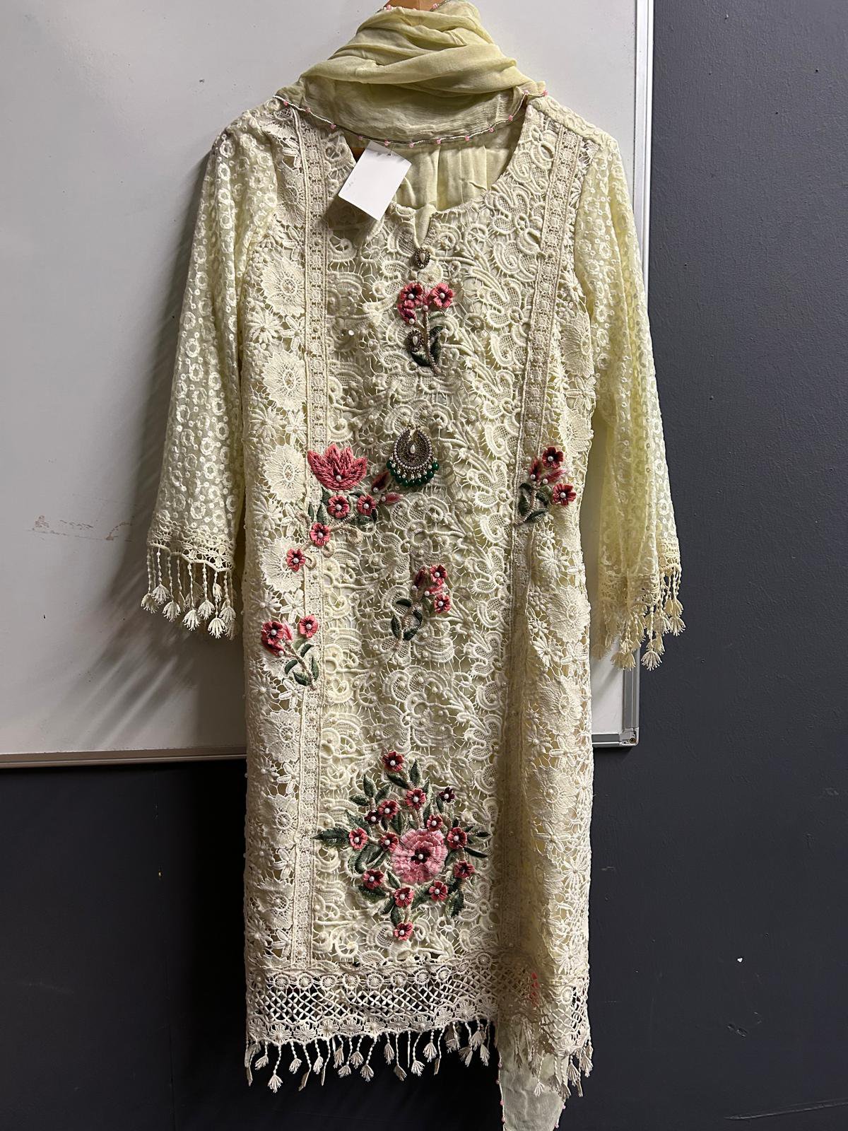 Ivory Bloom Embroidered 3-Piece Set - Image 2