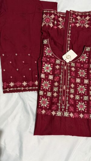 Agha Noor Crimson Bloom Embroidered 2PC Suit – Maroon Elegance